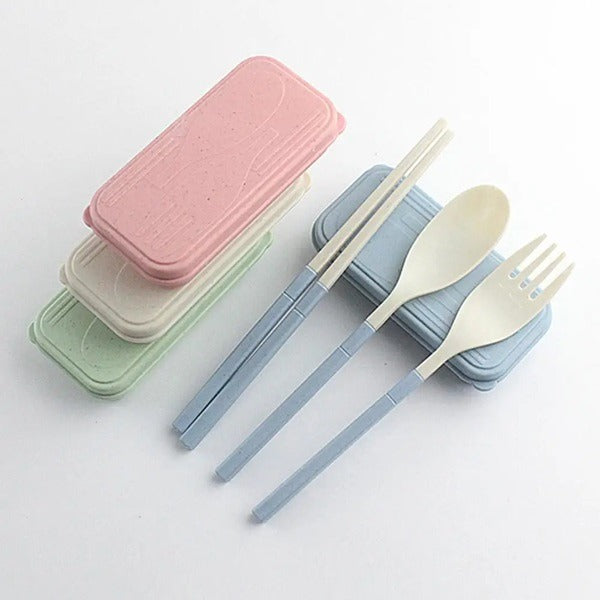3-Piece Foldable Tableware Set – Portable Spoon, Fork & Chopsticks for Travel, Office & Outdoor Use(Random Color-Pack of 1)