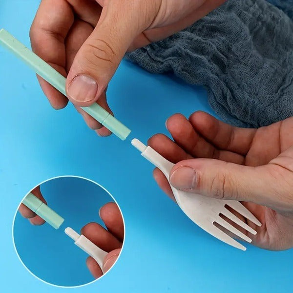 3-Piece Foldable Tableware Set – Portable Spoon, Fork & Chopsticks for Travel, Office & Outdoor Use(Random Color-Pack of 1)