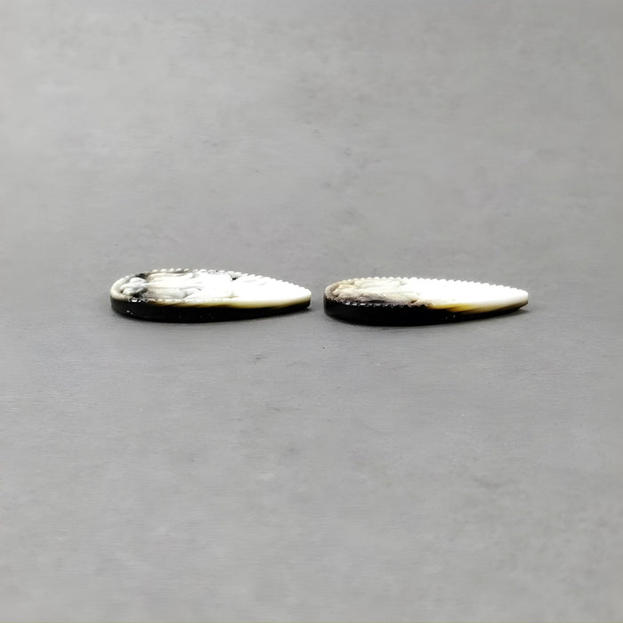 31.85cts Mother Of Pearl Gemstone Carving Natural Untreated White Pear Shape 30.5mm pair