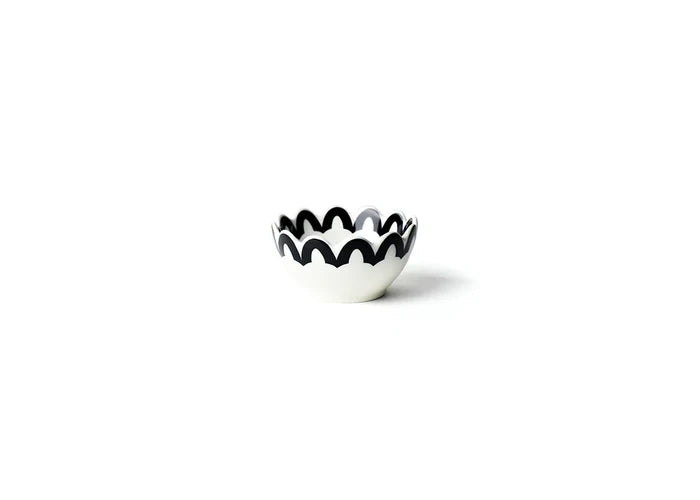 Arabesque Black Scallop Dipping Bowl