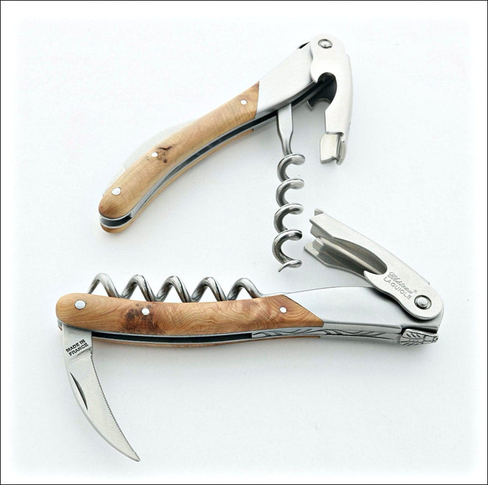 Chateau Laguiole Versailles Series corkscrews, juniper handle detail. Handcrafted details, 100% Made in France.