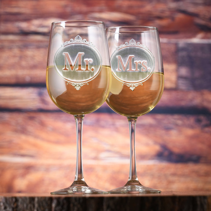 Engraved Mr & Mrs Wine Glasses