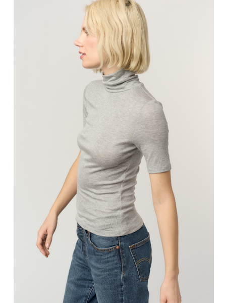 Jesllyn Turtleneck Rib Tee Top *L*