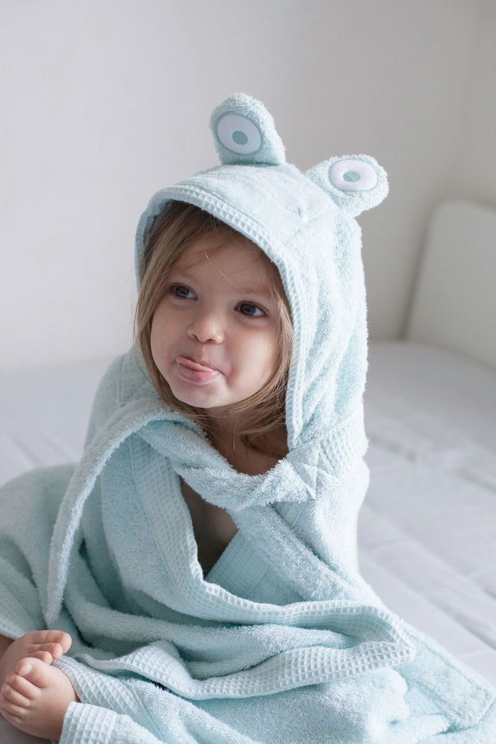 Lets Take A Bath Gift Basket - Green Frog !