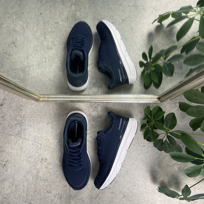 Mörkblå ComfortFit-sneakers från Endurance