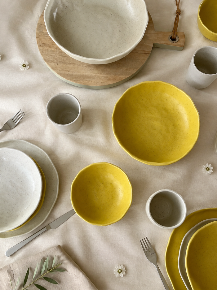 Nuvia White Salad Bowl