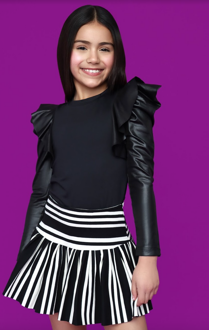 Tween Mia New York-Striped Pleated Skort